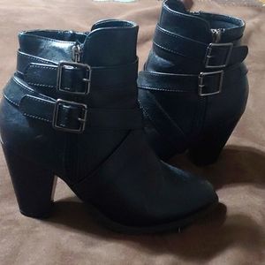 Adorable ankle boots